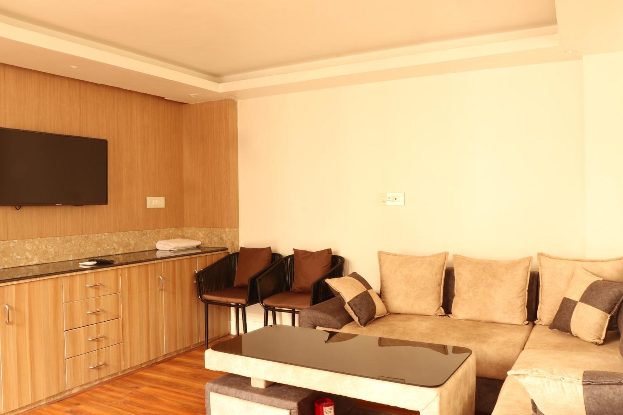 Hotel Elegant Kathmandu Inn Εξωτερικό φωτογραφία