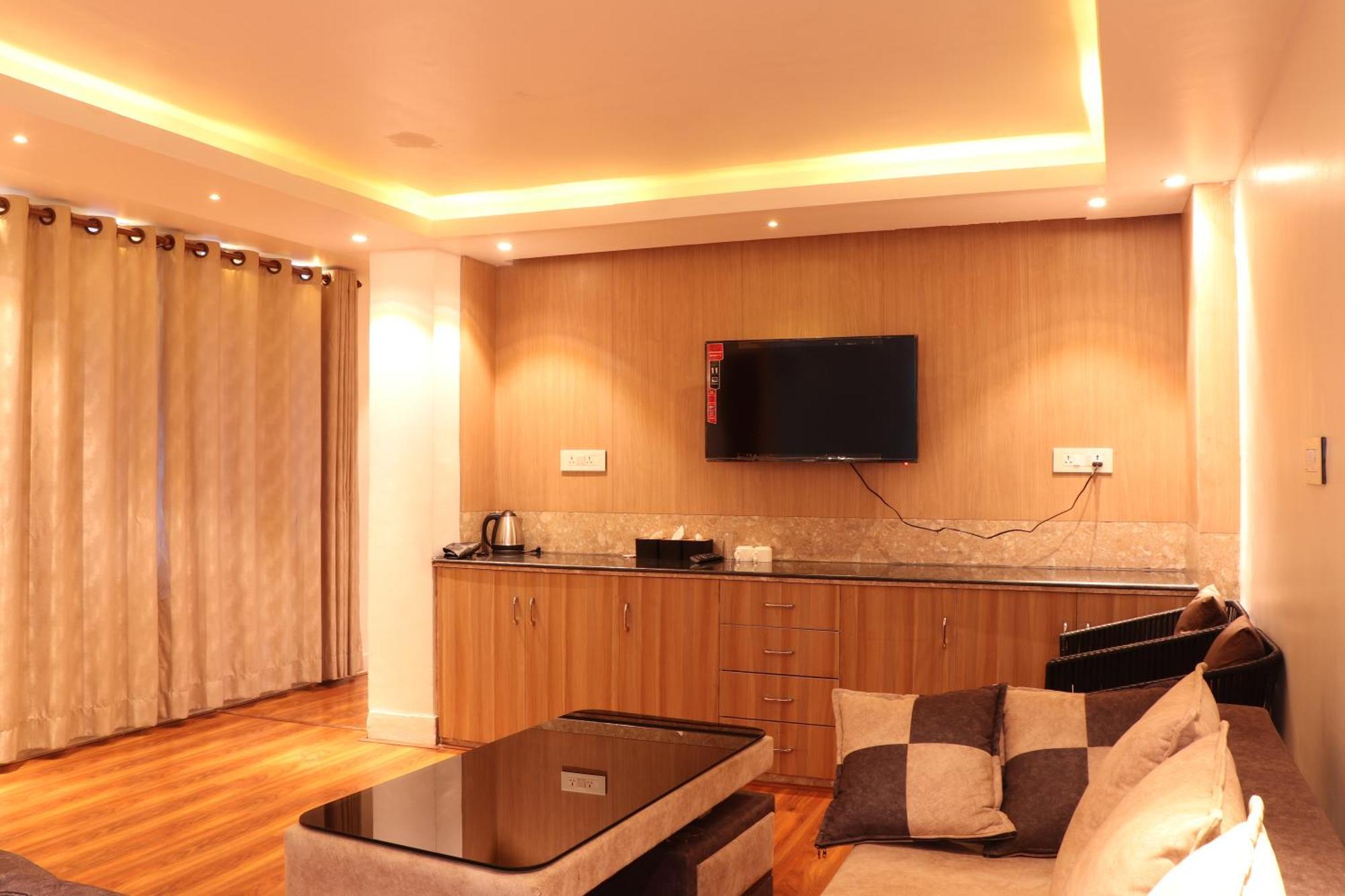 Hotel Elegant Kathmandu Inn Εξωτερικό φωτογραφία