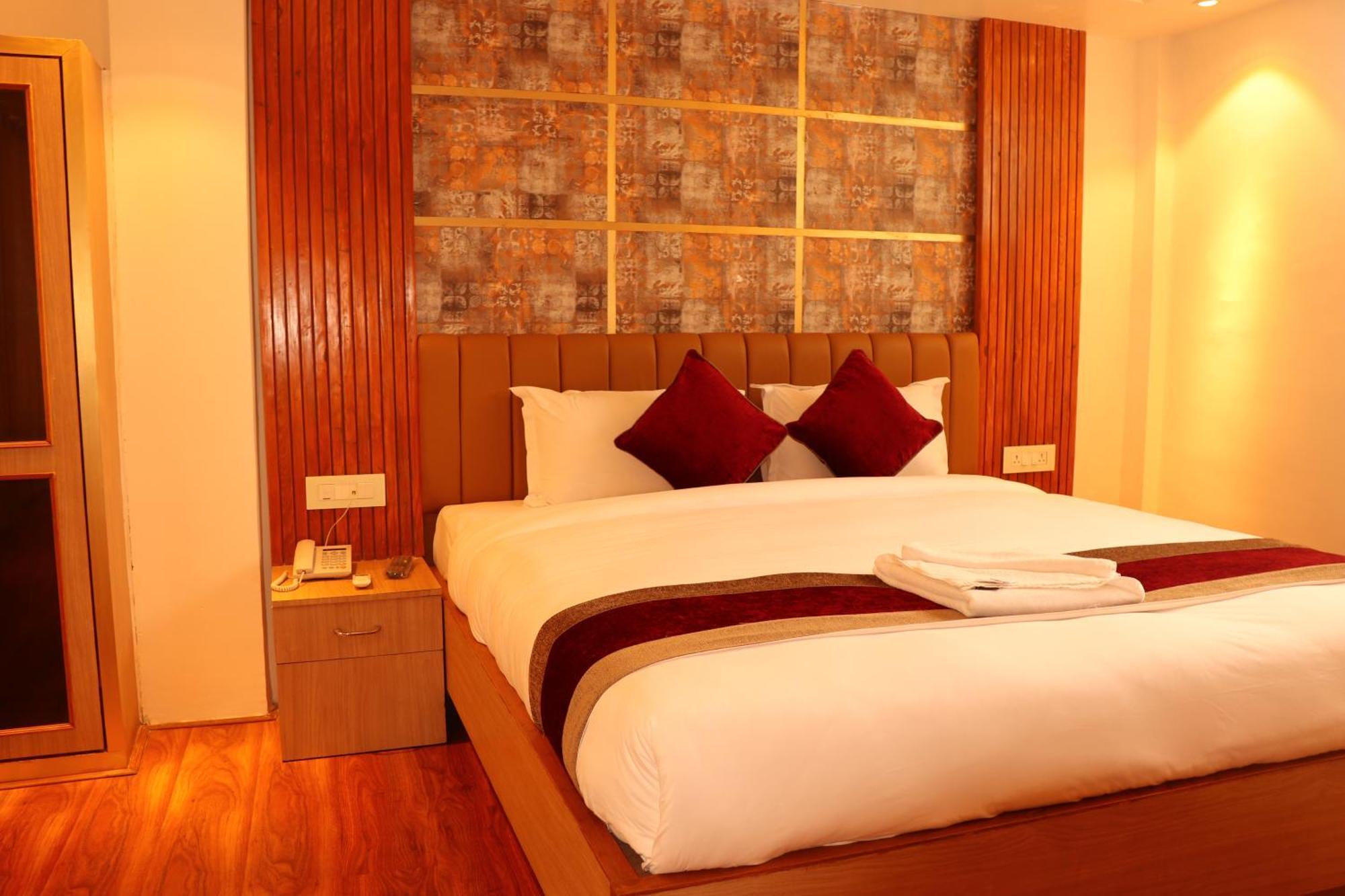 Hotel Elegant Kathmandu Inn Εξωτερικό φωτογραφία