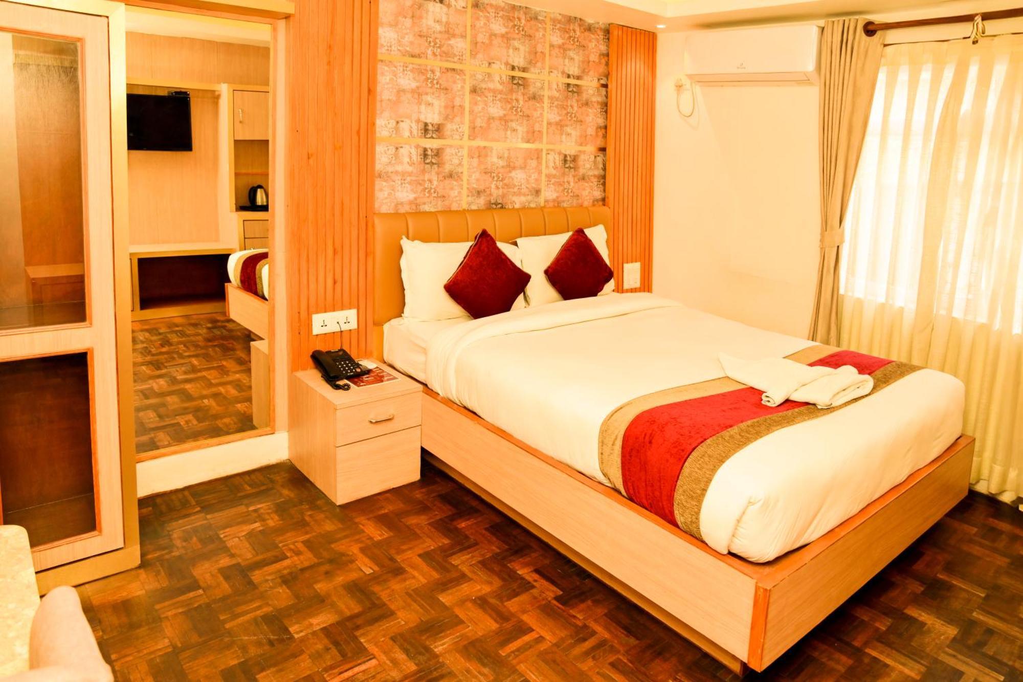 Hotel Elegant Kathmandu Inn Εξωτερικό φωτογραφία