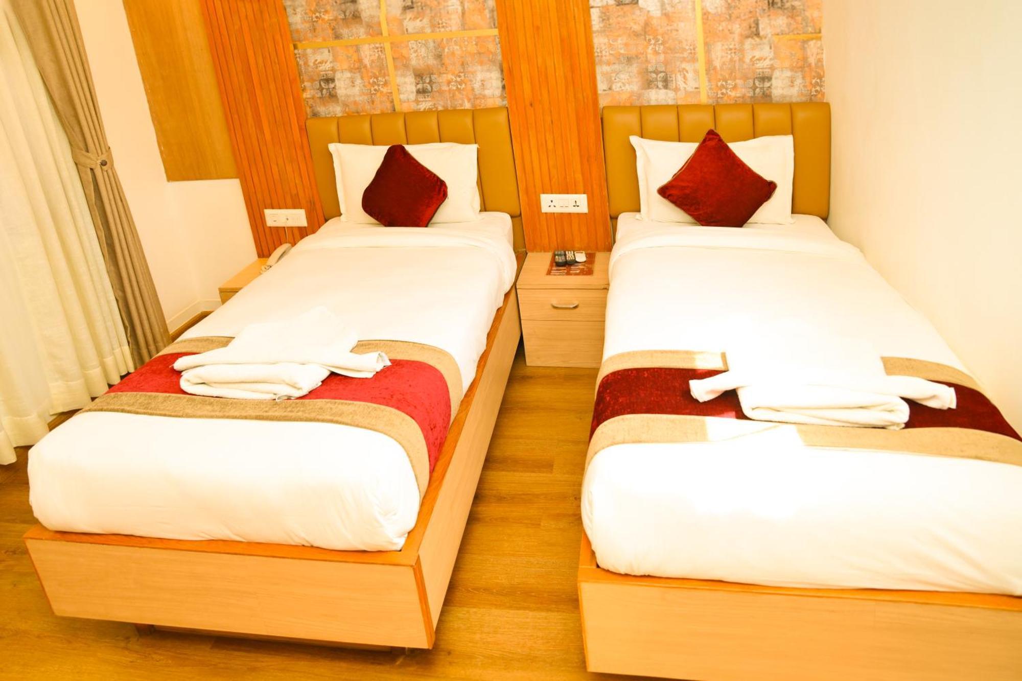 Hotel Elegant Kathmandu Inn Εξωτερικό φωτογραφία