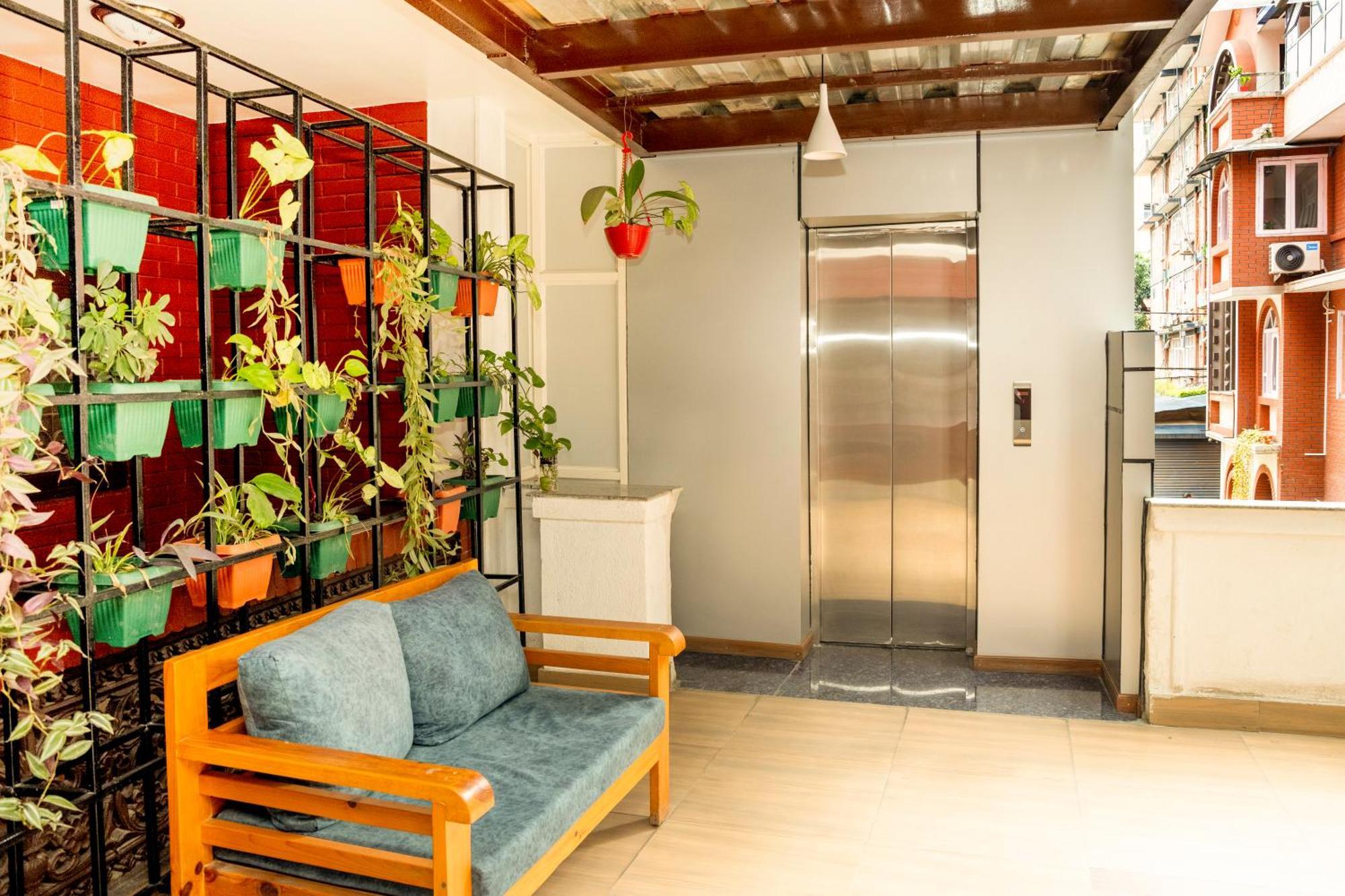 Hotel Elegant Kathmandu Inn Εξωτερικό φωτογραφία