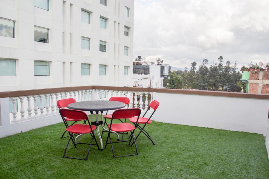 Hotel Elegant Kathmandu Inn Εξωτερικό φωτογραφία